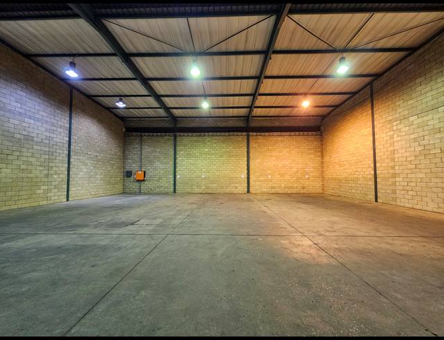 518M² WAREHOUSE TO LET IN LINBRO PARK